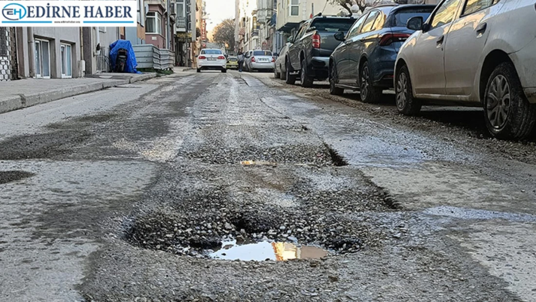 Edirne’de bozuk yollar tartışması büyüyor