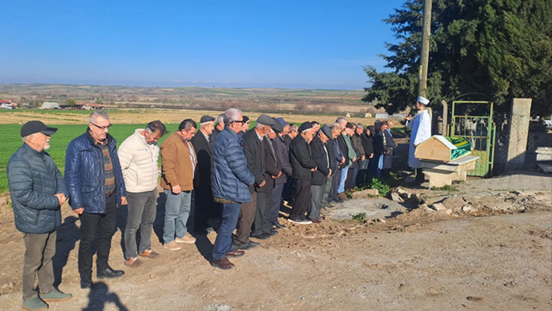 Gazeteci Baydar’ın babası son yolculuğuna uğurlandı