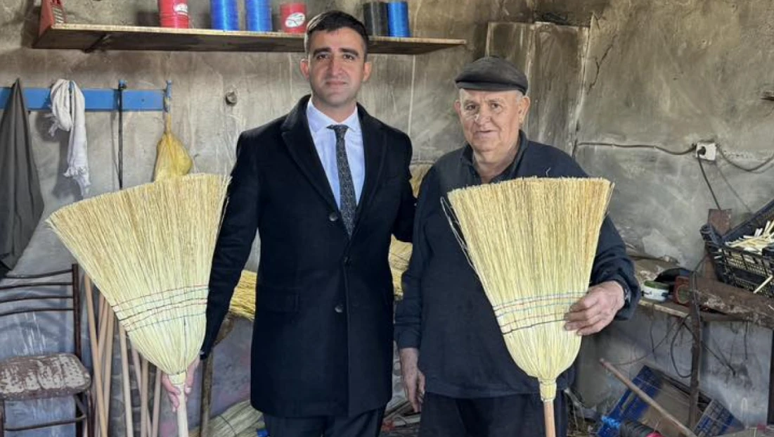 İpsala Kaymakamı Sevgili’den süpürge ustası Mustafa Şahin'e ziyaret