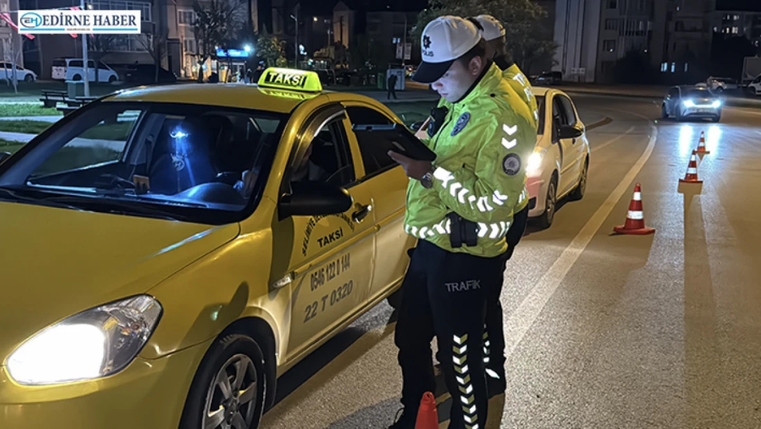 Trafiği tehlikeye düşüren araçlara ceza kesildi