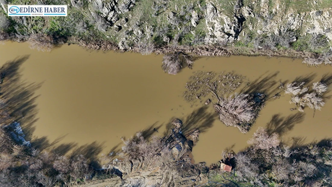 Yağışlar kuruyan dereye can suyu oldu