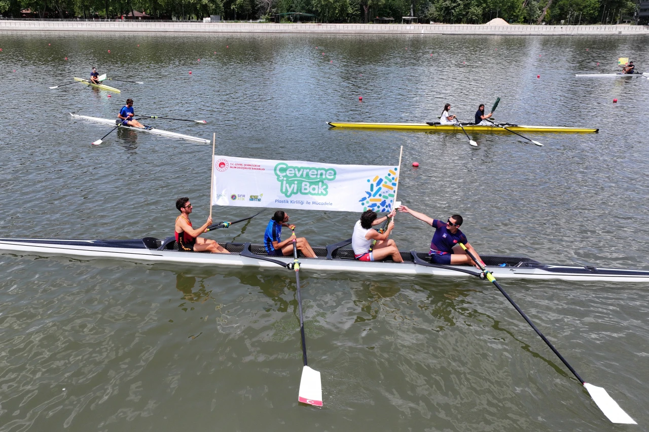 TED'li kürekçiler temiz bir çevrenin önemine dikkat çekti