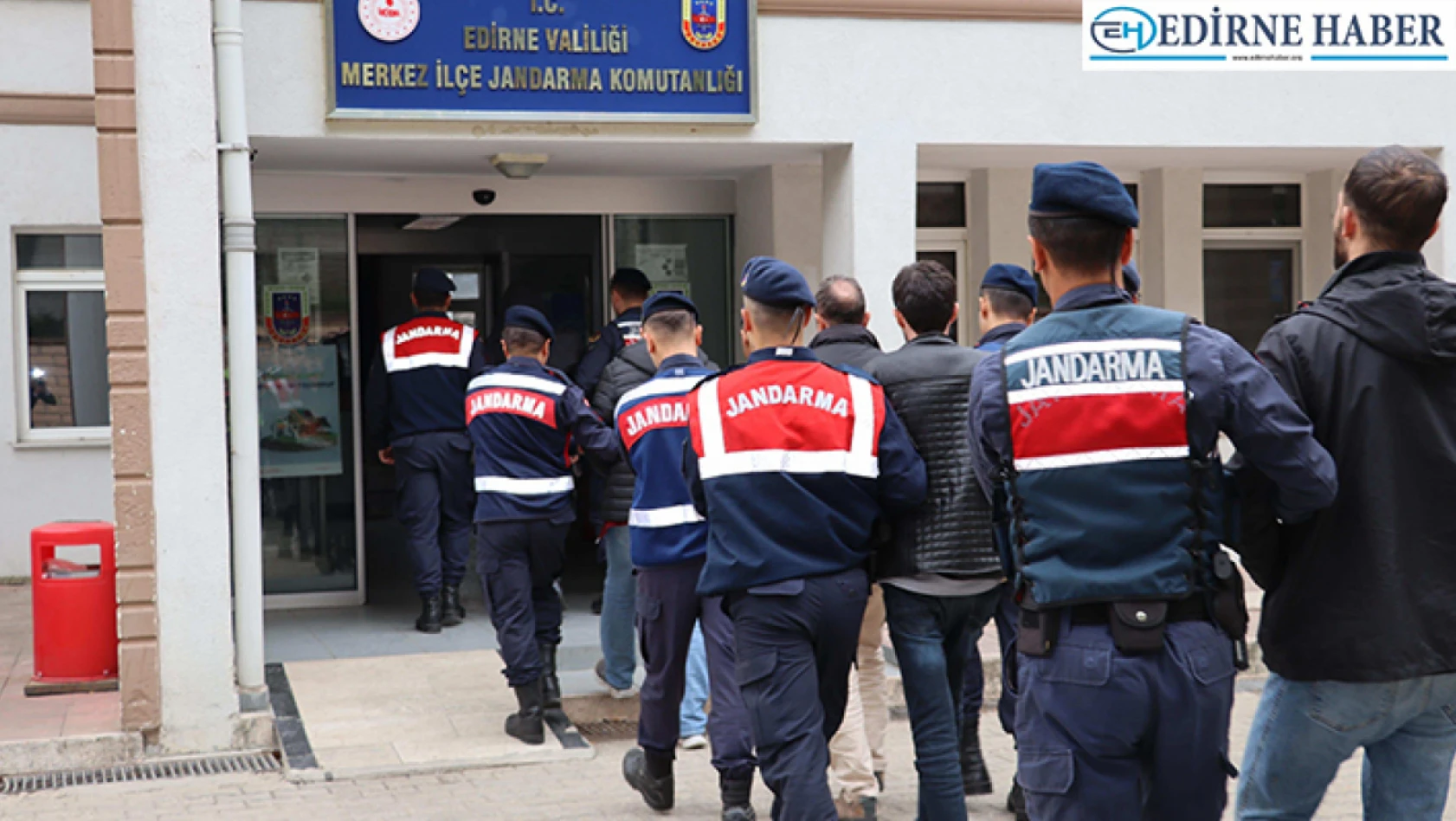 Edirne'de 8 terör örgütü yakalandı