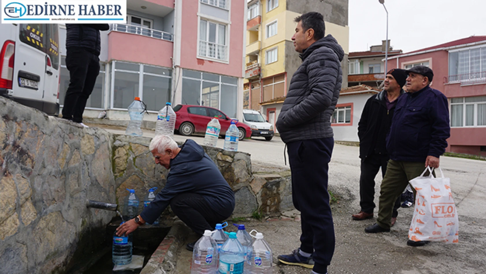 Edirne'de eline bidonunu alan mahalle çeşmesinin yolunu tutuyor