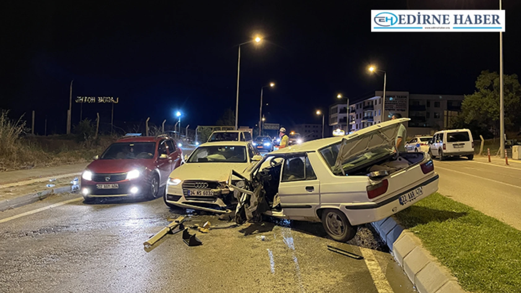 Edirne'de trafik kazasında 2 kişi yaralandı