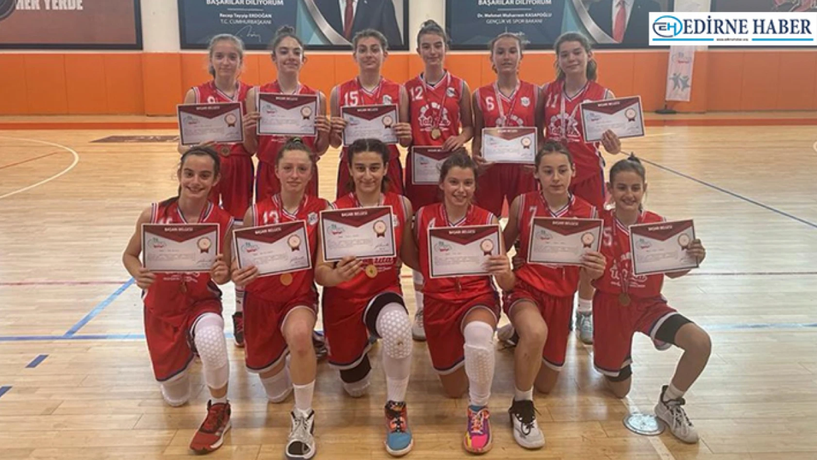 Edirne'de yıldız kız-erkek basketbol müsabakaları sona erdi