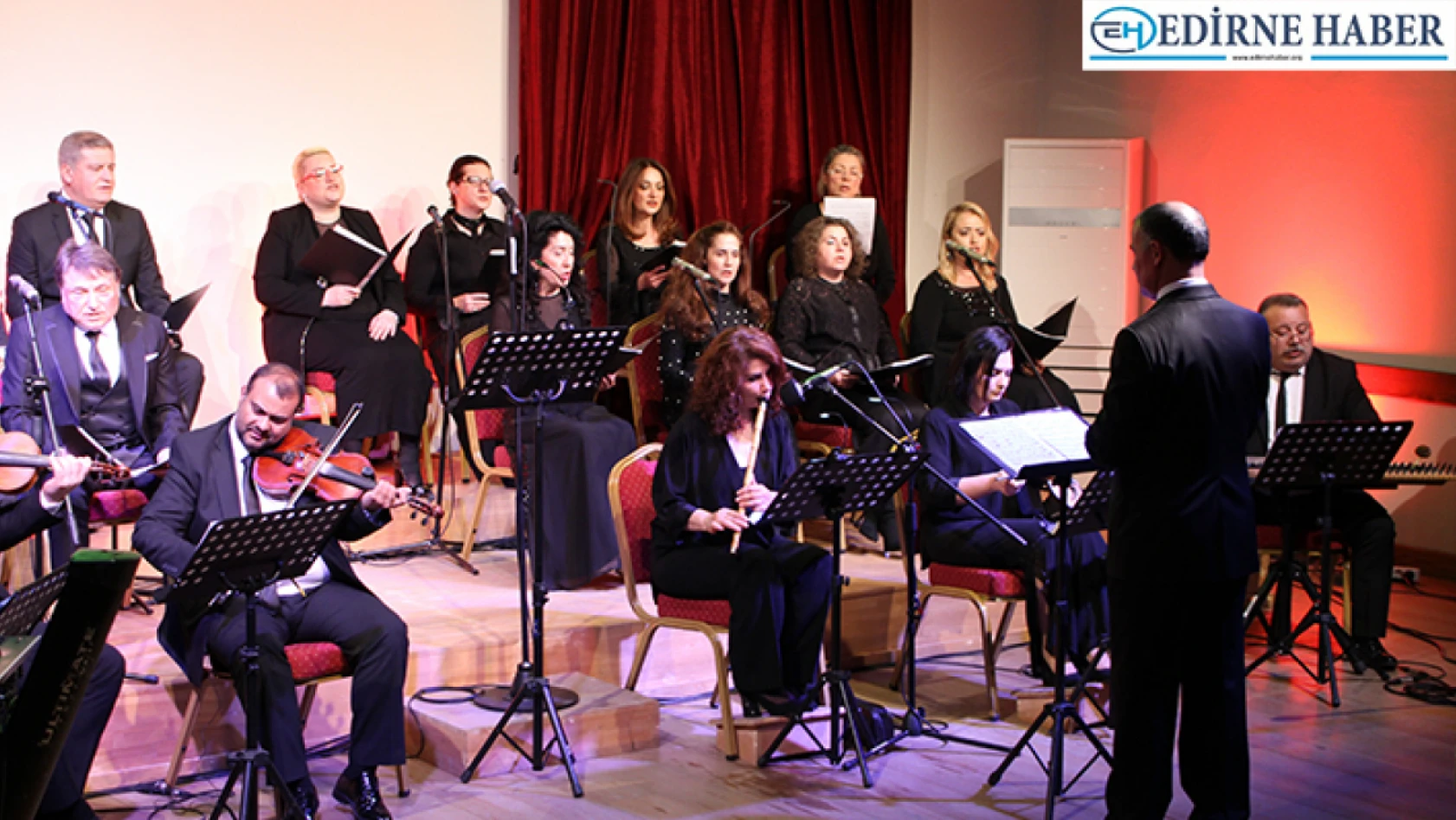 Edirne Devlet Türk Müziği ve Rumeli Müzikleri Topluluğu 'İlahi Sesler' konseri verdi