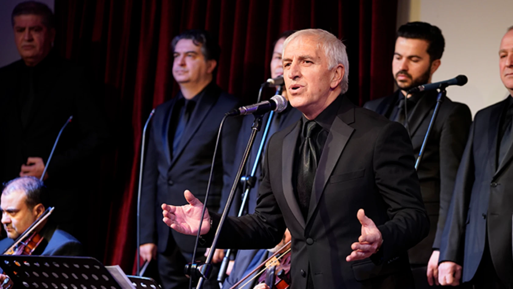 'Gönülden gönüle' konserinde Klasik Türk Müziği eserleri seslendirildi