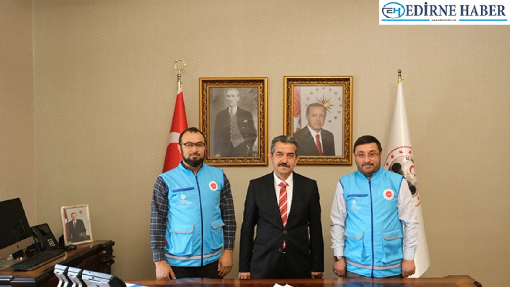 Kırklareli Valisi Ekici, depremzedelere kurban bağışında bulundu