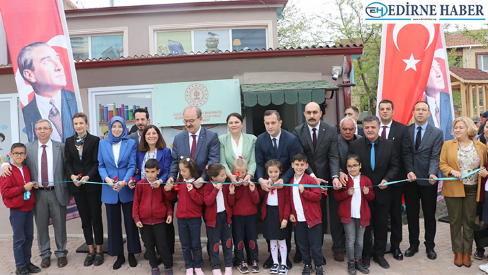 Süloğlu ve Lalapaşa'da yenilenen kütüphanelerin açılışı yapıldı