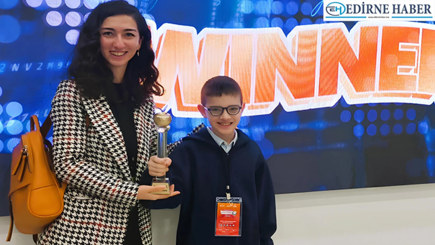TED Edirne Koleji öğrencisi 'Akıllı Çöp Kutusu' projesiyle ikincilik ödülü kazandı
