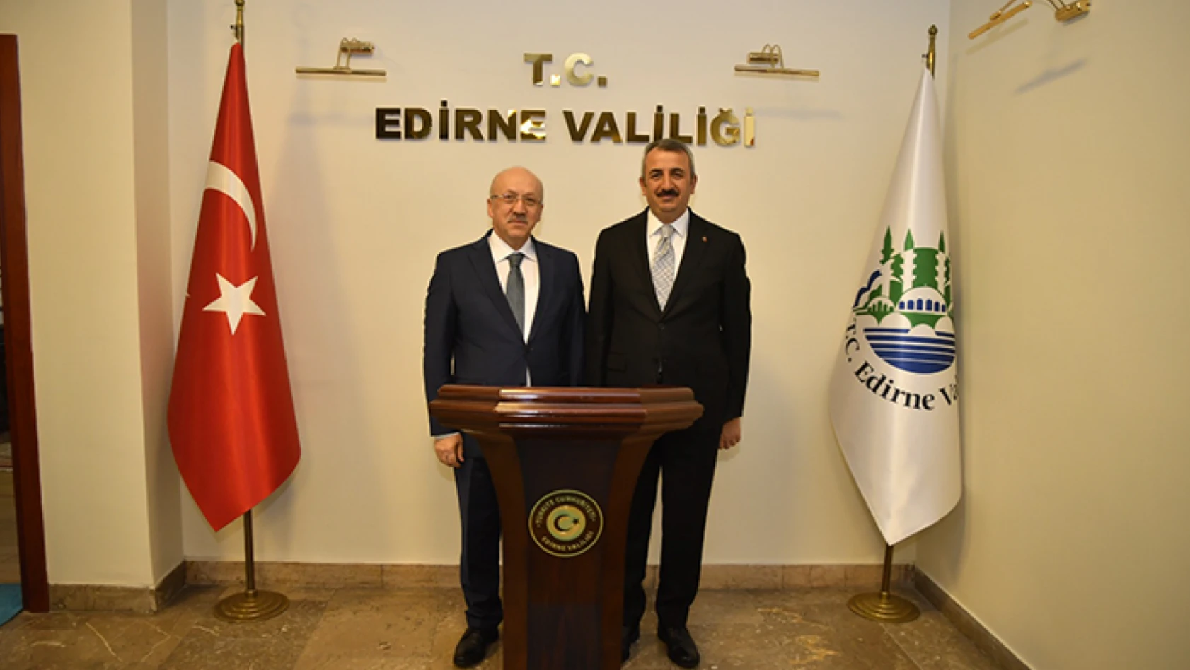 Bakan Yardımcısı Edirne Valisi Sezer'i ziyaret etti