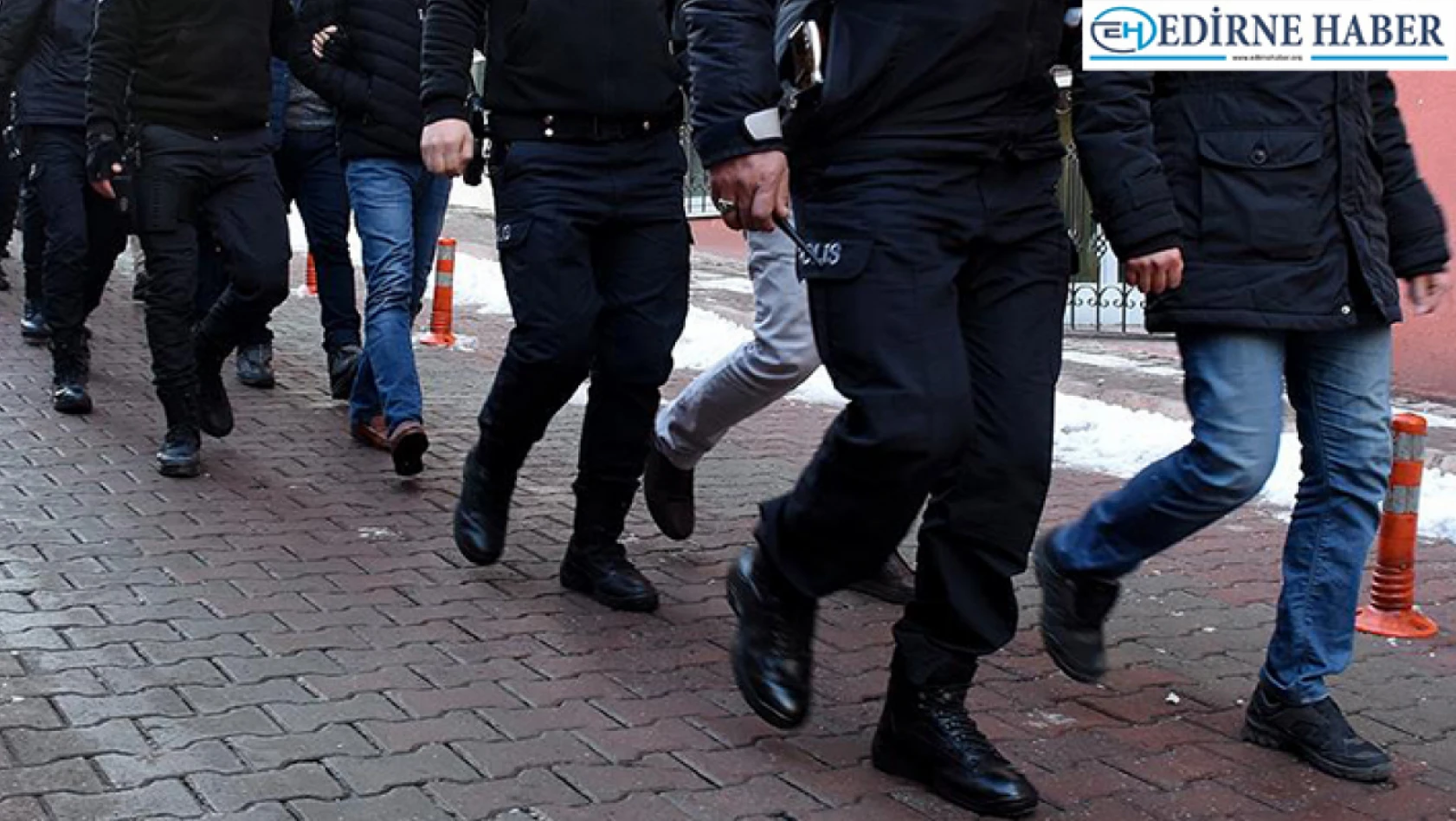Yunanistan'a kaçarken yakalanan 5 FETÖ şüphelisi tutuklandı