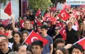 19 Mayıs coşkusu cadde ve sokakları doldurdu
