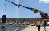 Edirne'de sürücüsünün el frenini çekmeyi unuttuğu otomobil denize düştü