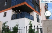 Evin balkonunda yangın çıktı