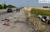 İki aracın çarpıştığı kazada 1 kişi öldü, 1 kişi yaralandı