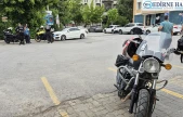 Otomobille motosikletin çarpıştığı kazada 2 kişi yaralandı