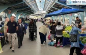 Pazartesi Pazarı sıcak havadan nasibini aldı