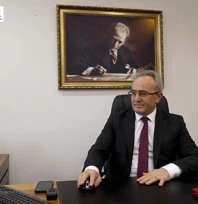 Alireisoğlu, Anadolu Ajansı'nın 6 kategorideki 112 fotoğrafını inceledi