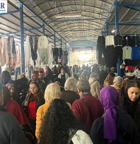 Cuma Pazarı'nda tezgâhlara akın