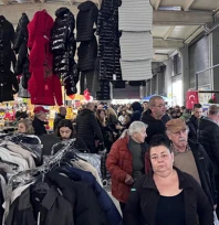 Cumartesi Pazarı en kalabalık günlerinden birini yaşadı