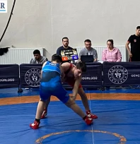 Depremde hayatını kaybeden sporcular Edirne'de unutulmadı