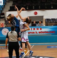Edirne'de U-14 Kızlar Bölge Şampiyonası müsabakaları yapılıyor