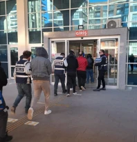 Edirne emniyetinden fuhuş operasyonu: 6 şüpheli adliyeye çıkarıldı