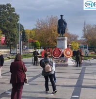 Edirneliler Ata'sını saygı ve özlemle andı