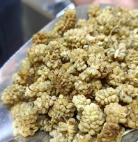 Kimse almıyordu, tezgahların gözdesi oldu