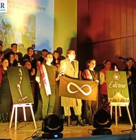 Lise öğrencileri, Atatürk'ü düzenlediği programla andı