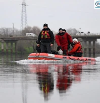Meriç Nehri'nde kaybolan genç için seferberlik