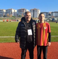 Minik taraftar Can Bartu Kurtar'dan Edirnespor'a  destek