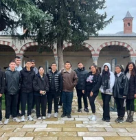 Okullar Merkezimizde Projesi ile gençler gönüllülüğü keşfetti