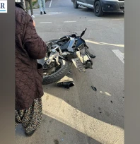 Otomobille motosiklet çarpıştı, 1 yaralı