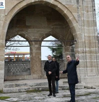 Seferşah Köprüsü'nün kalıntılarının bulunduğu alan ok meydanı ve yağlı güreş sahası olacak