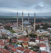 Selimiye'nin minareleri mahyalandı