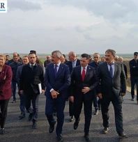 Sezer, 'Yollara üst kalite asfalt seriyoruz'