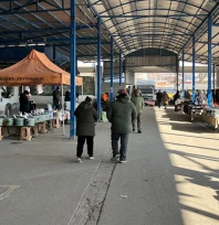 Soğuk hava pazarı vurdu, tezgahlar boş kaldı