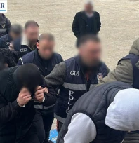 Suç örgütü liderinin kaçışına yardım edenler yakalandı