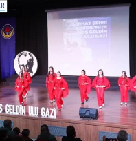 TED Edirne Koleji'nden 95'inci yıla coşku dolu kutlama