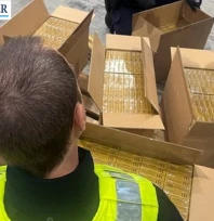 Uluslararası kaçakçılık hattı çökertildi: 799 bin paket sigara ele geçirildi