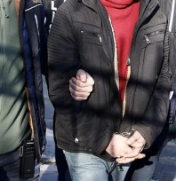 Uyuşturucuyla yakalanan 5 şüpheli gözaltına alındı