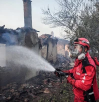 Yangına müdahale devam ediyor