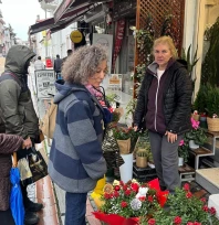 Yılbaşı yoğunluğu çiçekçilere yansıdı