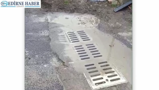 Özgür Çocuklar Parkı yanında rögar patladı