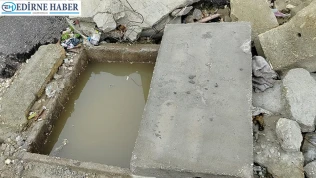 Üzeri açık bırakılan kanalizasyon hem sağlığı hem güvenliği tehdit ediyor