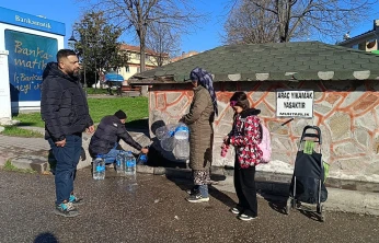 CHP'li belediye seyrediyor, Edirneliler bidonlarla hayat mücadelesi veriyor...
