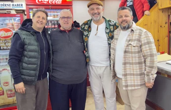 Ciğerci Kemal Usta, ünlü sanatçıları Edirne lezzetiyle ağırladı